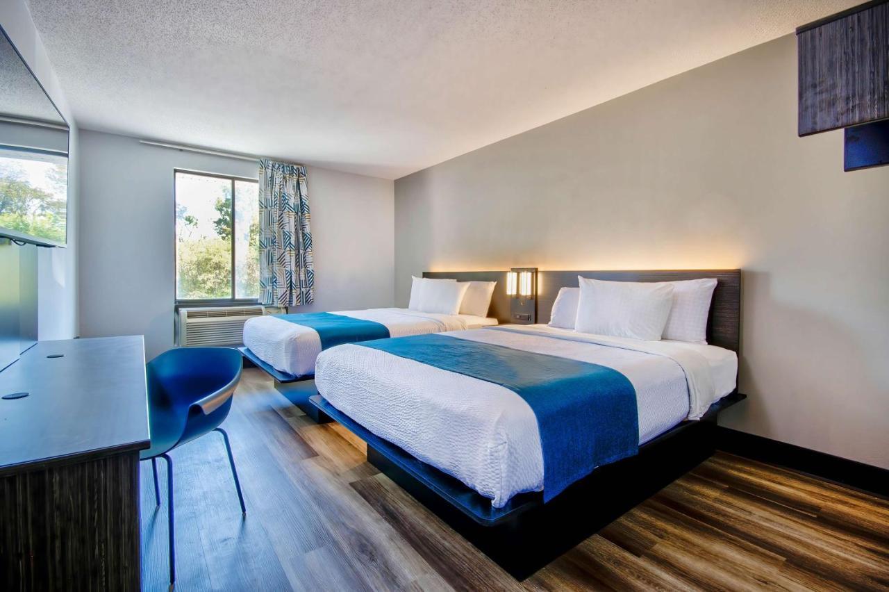 Motel 6 Jeffersonville, In ภายนอก รูปภาพ